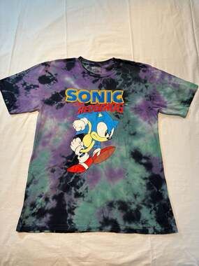 Sonic The Hedgehog Purple and Green Tie Dye Graphic T-Shirt Size Large